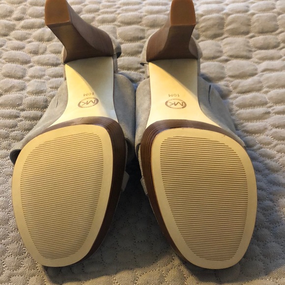 Michael Kors Shoes - Picture 4 of 4